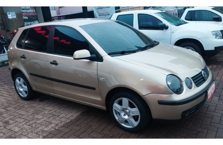 Volkswagen Polo 1.6 - Foto #1
