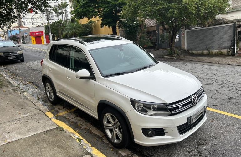 Volkswagen Tiguan 2.0 TSI 4WD - Foto #2