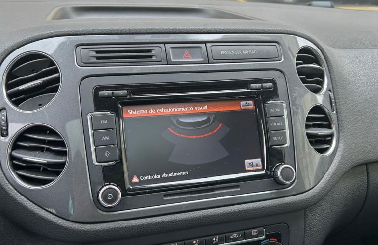 Volkswagen Tiguan 2.0 TSI 4WD - Foto #5
