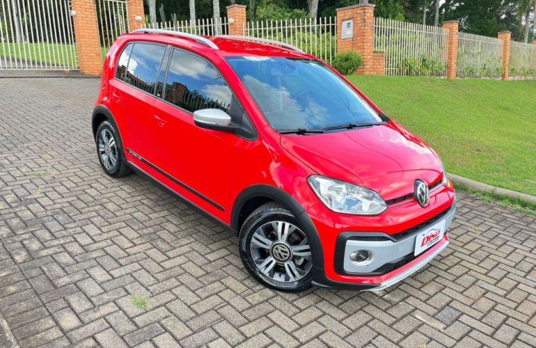Volkswagen Up! 1.0 12v TSI E-Flex Cross Up! - Foto #1
