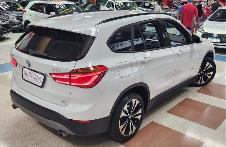 BMW X1 2.0 16V Turbo Sdrive20i - Foto #4