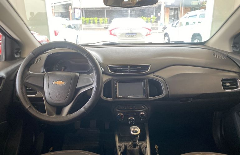 Chevrolet Onix 1.0 MPFi LT 8v - Foto #4