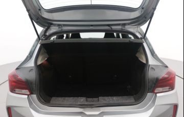 Chevrolet Onix 1.0 Flex LT Manual - Foto #4