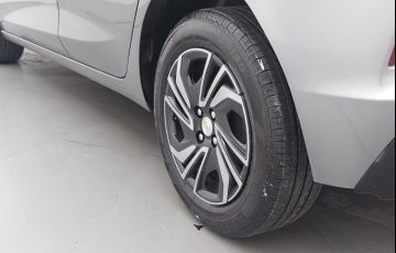 Chevrolet Onix 1.0 Flex LT Manual - Foto #10