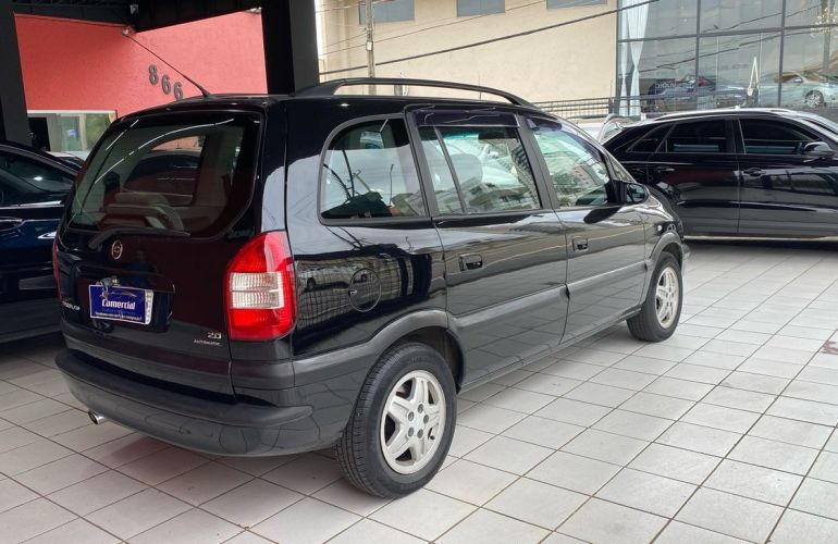Chevrolet Zafira 2.0 MPFi CD 8v - Foto #8