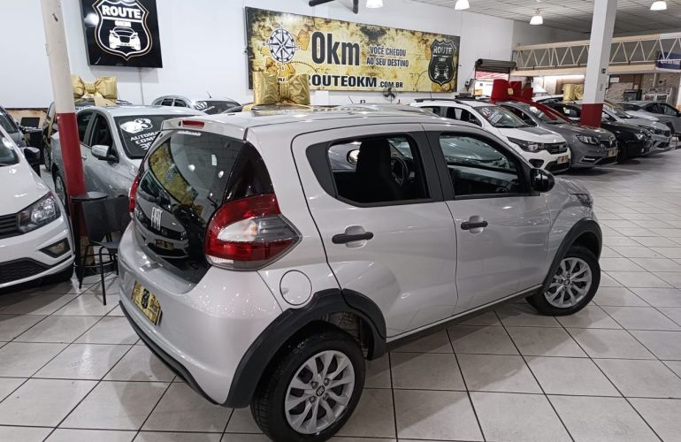 Fiat Mobi 1.0 8V Evo Like - Foto #4