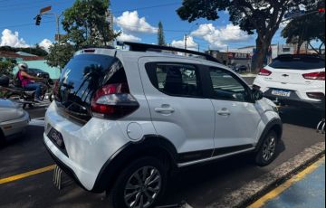 Fiat Mobi 1.0 Evo Trekking - Foto #5