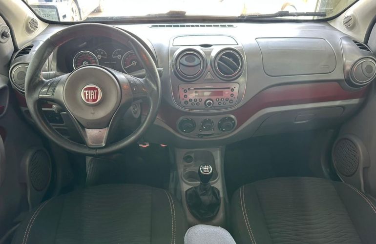 Fiat Palio 1.6 MPi Sporting 16V Flex 4p Manual - Foto #9