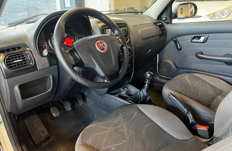 Fiat Strada 1.4 MPi Working CS 8v - Foto #5