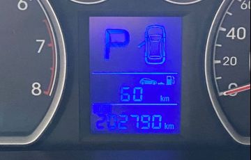 Hyundai I30 2.0 MPi 16V Gasolina 4p Automático - Foto #9