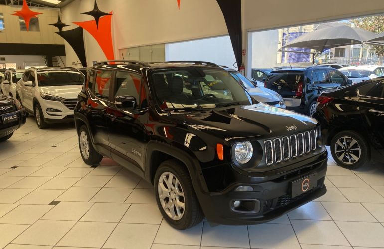 Jeep Renegade 1.8 16V Longitude - Foto #2