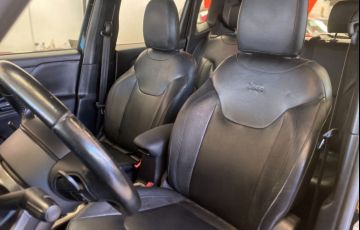 Jeep Renegade 1.8 16V Longitude - Foto #7