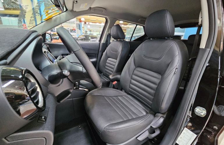 Nissan Kicks 1.6 16V Flexstart Advance - Foto #2
