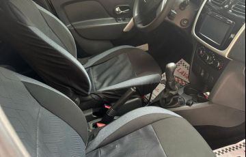 Renault Sandero Expression 1.0 16V (Flex) - Foto #2