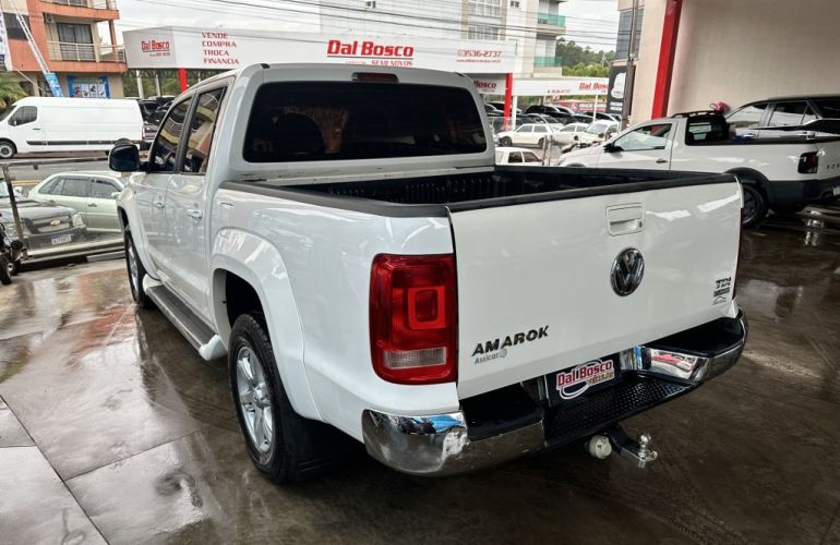 Volkswagen Amarok 2.0 TDi CD 4x4 Trendline (Aut) - Foto #3