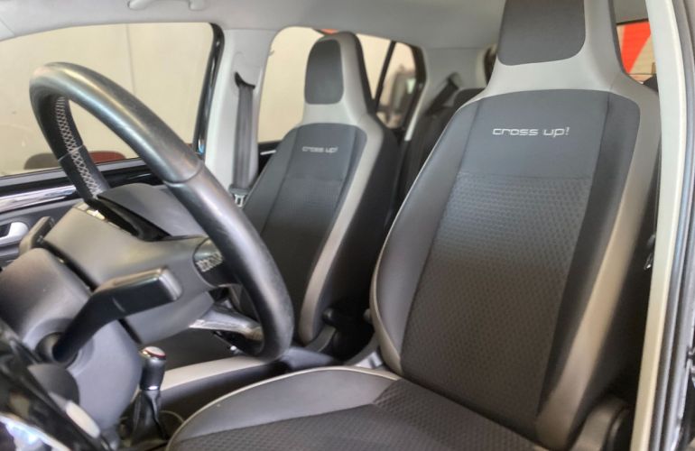 Volkswagen Cross Up 1.0 TSi 12v - Foto #6