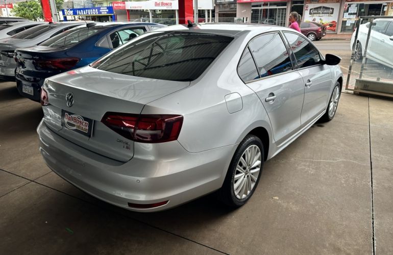 Volkswagen Jetta 1.4 250 TSI Comfortline - Foto #4