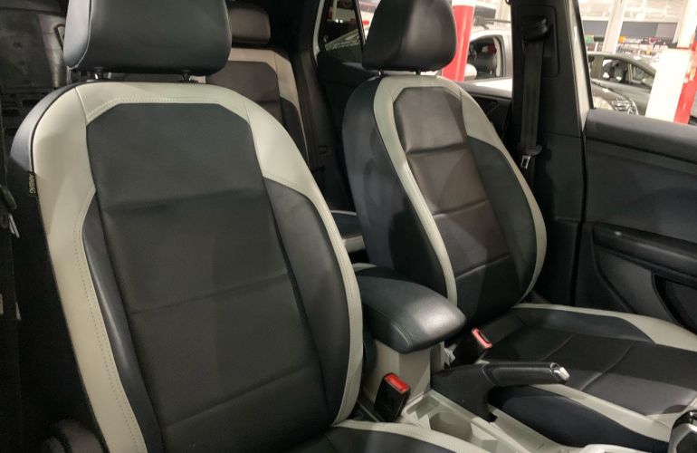 Volkswagen T-cross 1.4 250 TSi Highline - Foto #9