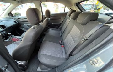 Chevrolet Onix 1.0 MPFi Joy 8v - Foto #8