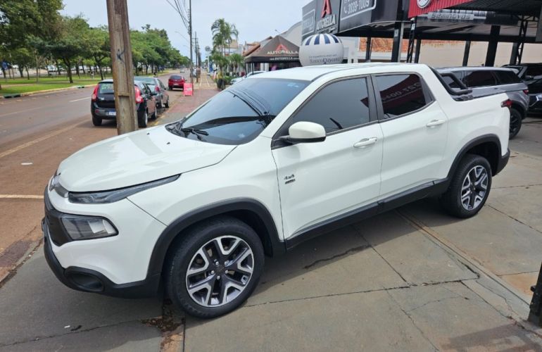 Fiat Toro 2.0 TDI Endurance 4WD (Aut) - Foto #1