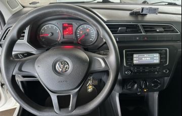 Volkswagen Voyage 1.6 MSI (Flex) - Foto #6
