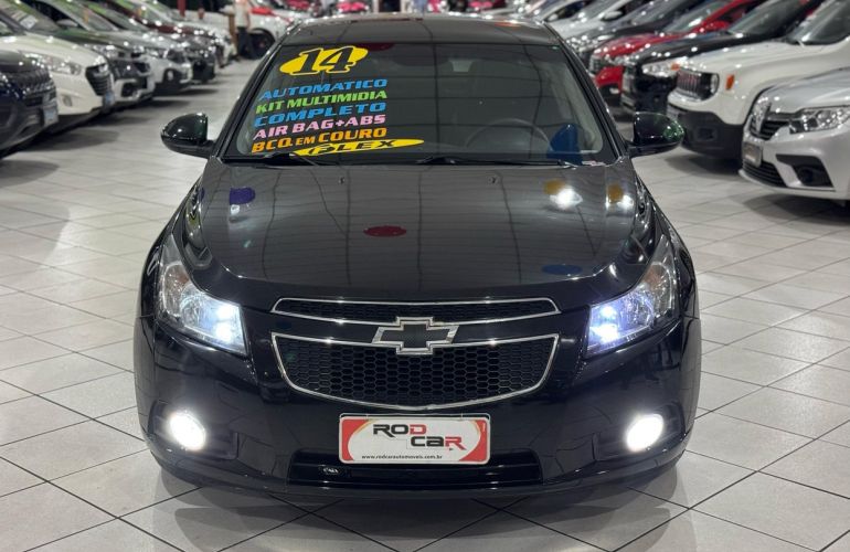 Chevrolet Cruze 1.8 LT 16V Sedan - Foto #3