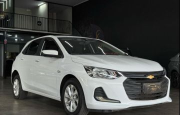 Chevrolet Onix 1.0 Turbo Flex Plus LT Manual - Foto #2
