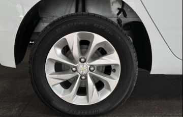 Chevrolet Onix 1.0 Turbo Flex Plus LT Manual - Foto #7