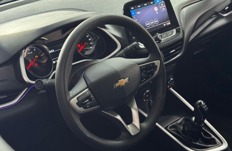 Chevrolet Onix 1.0 Turbo Flex Plus LT Manual - Foto #8