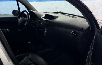 Citroën C3 Exclusive 1.4 8V (flex) - Foto #5