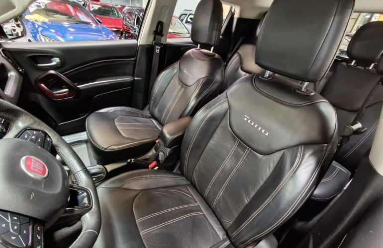 Fiat Toro 1.8 16V Evo Freedom At6 - Foto #8