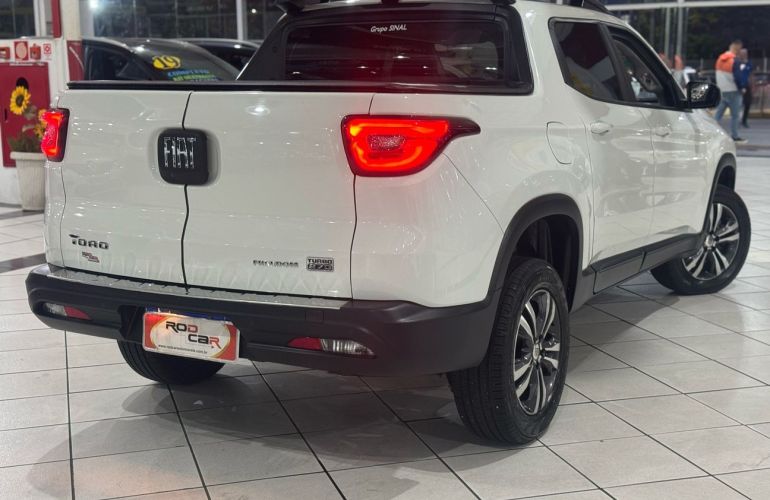 Fiat Toro 1.3 Turbo 270 Freedom At6 - Foto #6