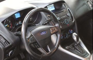 Ford Focus 2.0 SE Sedan 16v - Foto #3