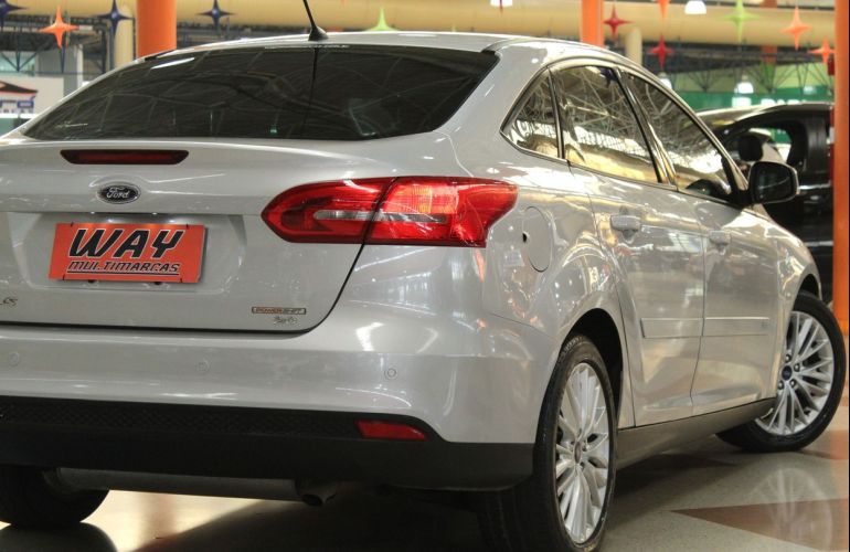 Ford Focus 2.0 SE Sedan 16v - Foto #7