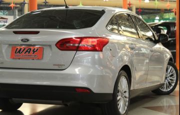 Ford Focus 2.0 SE Sedan 16v - Foto #7