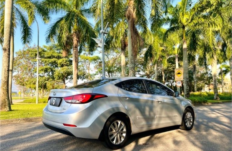 Hyundai Elantra 2.0 GLS 16V Flex 4p Automático - Foto #4