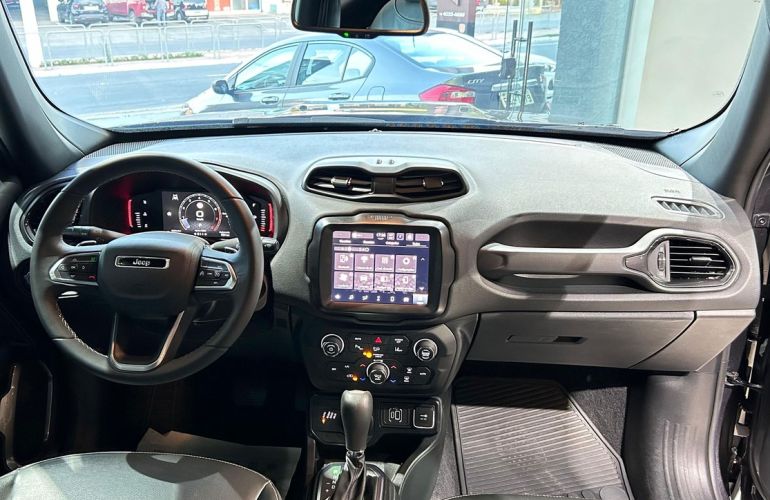 Jeep Renegade 1.3 T270 Turbo S 4x4 - Foto #5