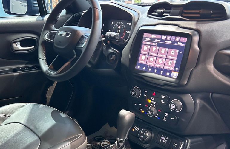 Jeep Renegade 1.3 T270 Turbo S 4x4 - Foto #6