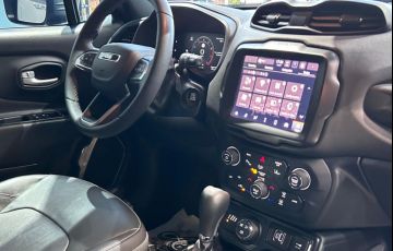 Jeep Renegade 1.3 T270 Turbo S 4x4 - Foto #6