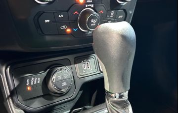 Jeep Renegade 1.3 T270 Turbo S 4x4 - Foto #7