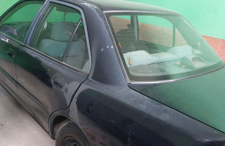 Mitsubishi Lancer LS 1.8 i - Foto #7