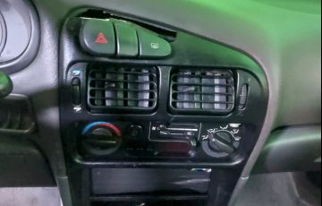 Mitsubishi Lancer LS 1.8 i - Foto #9
