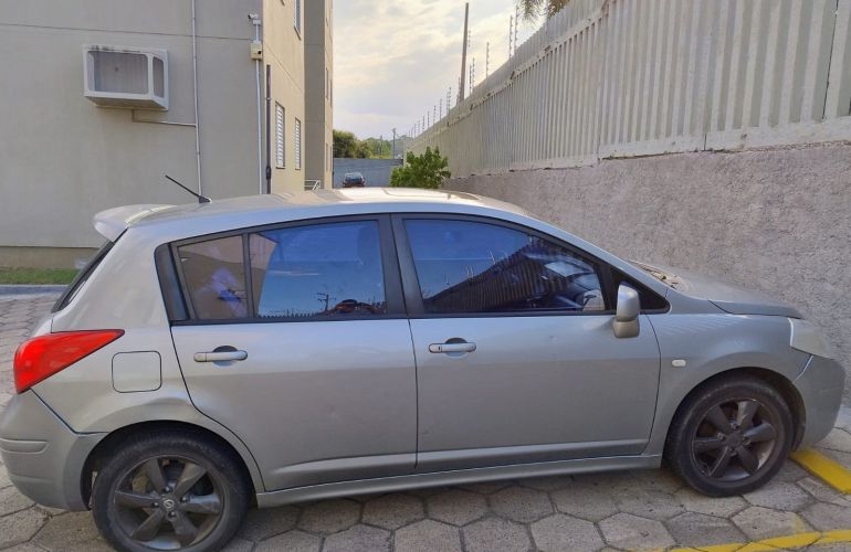 Nissan Tiida SL 1.8 (flex) (aut) - Foto #3