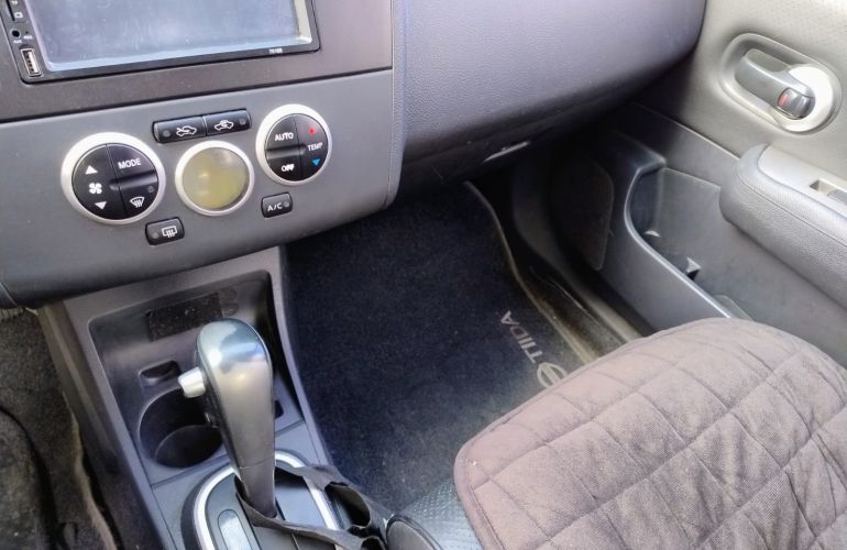 Nissan Tiida SL 1.8 (flex) (aut) - Foto #4