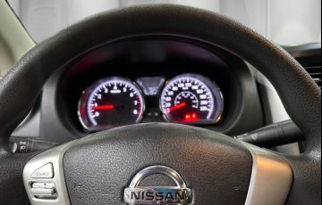 Nissan Versa 1.6 SV 16v - Foto #8