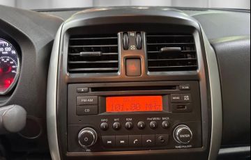 Nissan Versa 1.6 SV 16v - Foto #9