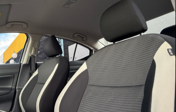Nissan Versa 1.6 Sense - Foto #5