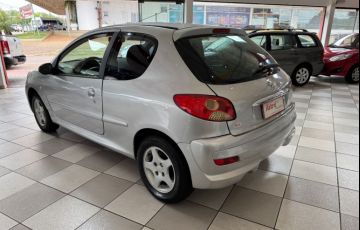 Peugeot 207 Hatch XR 1.4 8V (flex) 2p - Foto #5