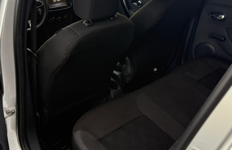 Renault Sandero 1.6 Zen CVT - Foto #8