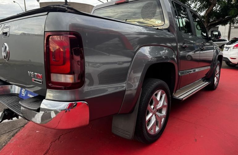 Volkswagen Amarok 3.0 V6 TDi Highline Extreme CD 4motion - Foto #5
